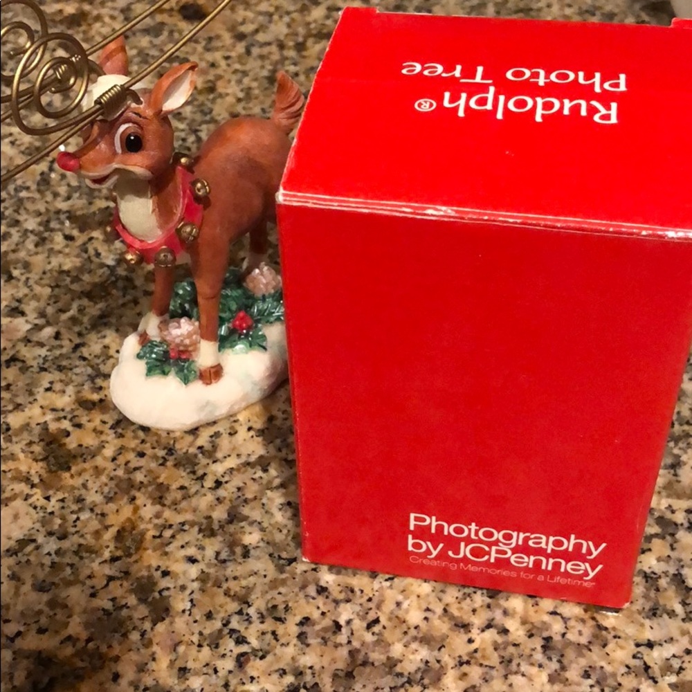 Rudolph Photo Tree🎄📸 - Picture 3 of 3